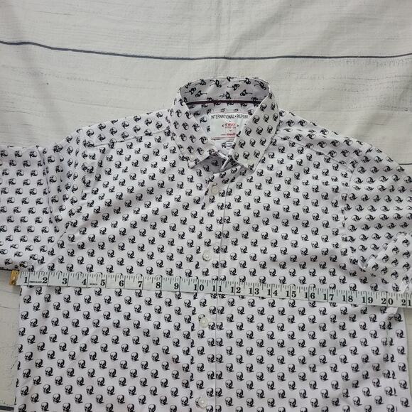 International Report Size S 4-Way Stretch Skull Print Button Up Shirt White - Picture 6 of 9